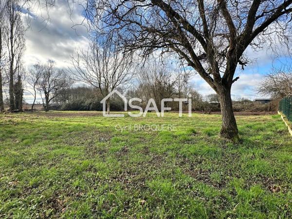 Beau terrain à bâtir de 800m2