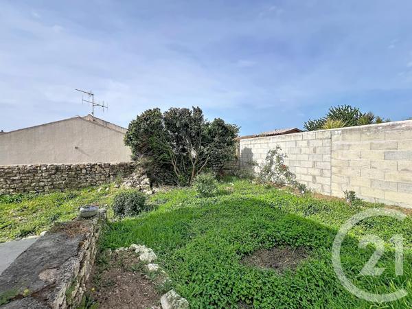 Maison à vendre  5 pièces - 107,06 m 2   ECHILLAIS  - 17