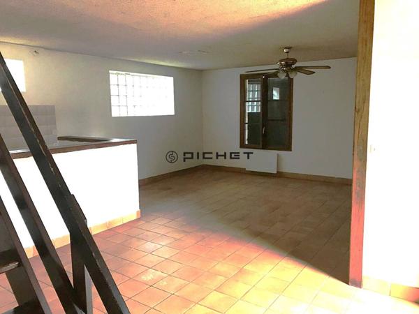 Autre 9 pièces 240 m²