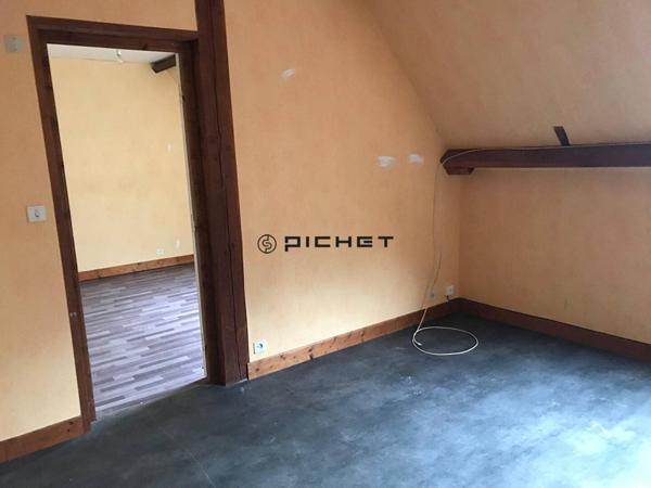 Autre 9 pièces 240 m²