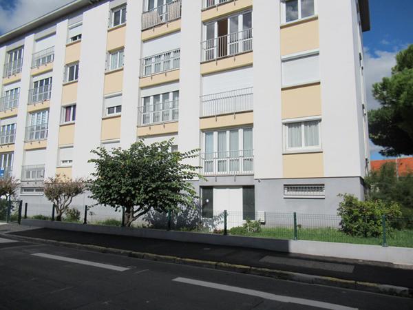 T3 ASCENSEUR CENTRE VILLE PARKING CAVE