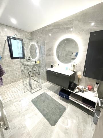 Maison contemporaine de 170 m²