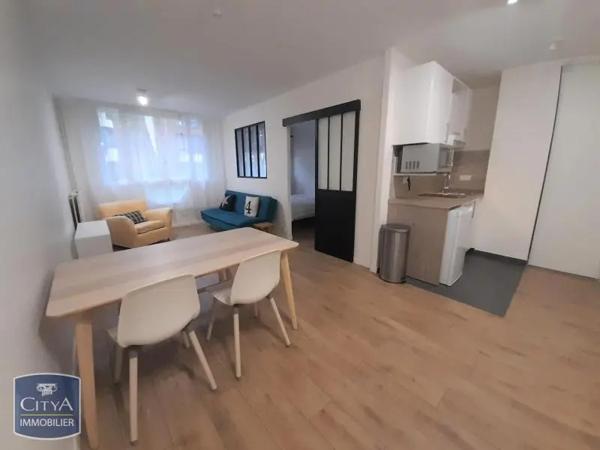 Appartement à louer 2 pièces 38.48m² Villeneuve-d'Ascq (59650)