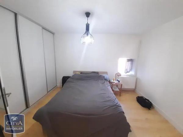 Appartement à louer 2 pièces 44.8m² Chalon-sur-Saône (71100)