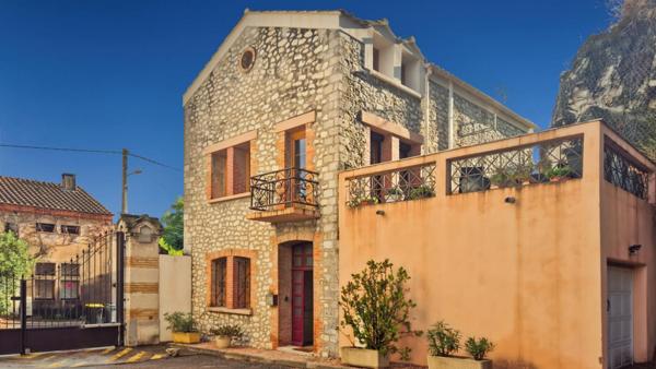 Maison Les Angles 6 pièce(s) 153 m2      329 000