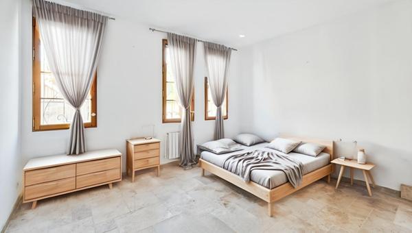 Maison Les Angles 6 pièce(s) 153 m2      329 000