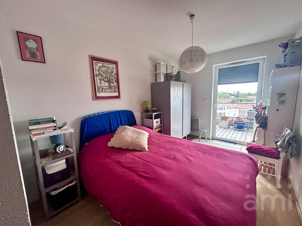 APPARTEMENT NIORT - 3 pièce(s) - 59.04 m2