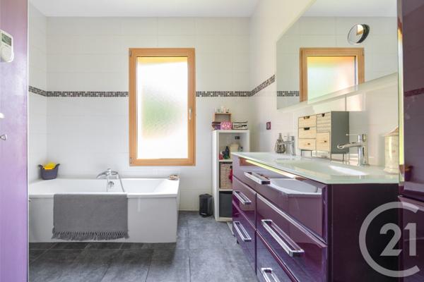 Maison à vendre  6 pièces - 170 m2 MONTANS - 81