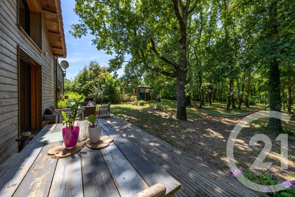 Maison à vendre  6 pièces - 170 m2 MONTANS - 81