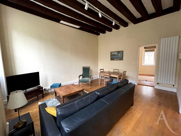 Appartement T2 meublé avec charme de l'ancien !!