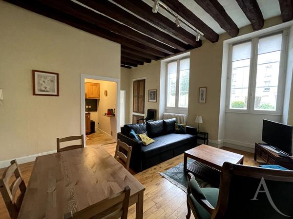 Appartement T2 meublé avec charme de l'ancien !!