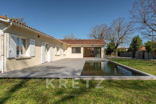 Mérignac - Chemin Long. Maison familiale entre volume, modernité et nature