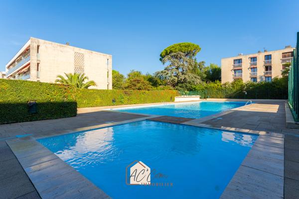 Les Hauts de Saint-Julien – Appartement 4 pièces 120m² - dernier étage - cave et parking privatif.