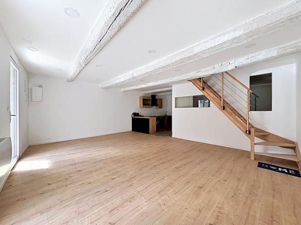 Maison 5 pièces de 99m² à Morieres Les Avignon