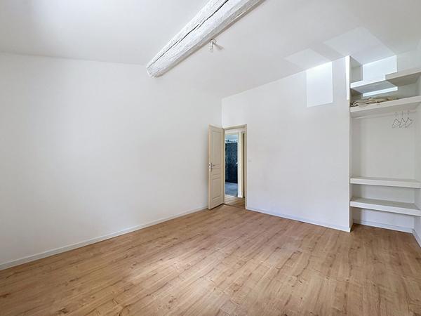Maison 5 pièces de 99m² à Morieres Les Avignon