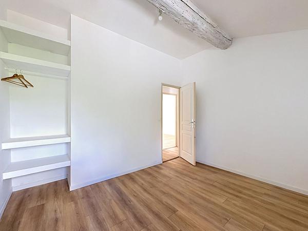 Maison 5 pièces de 99m² à Morieres Les Avignon