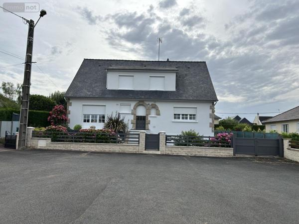 Maison à vendre à Saint-Berthevin en Mayenne (53940), ref : 53006-1296