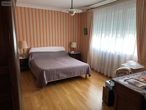 Maison à vendre à Saint-Berthevin en Mayenne (53940), ref : 53006-1296