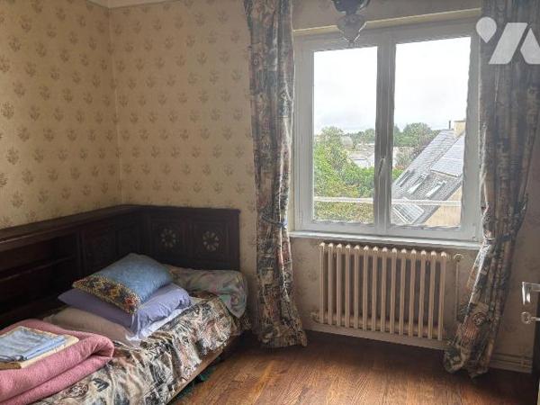 Maison a Vendre à LANGOLEN, en Finistère Sud (29), en EXCLUSIVITE, dans le Bourg, Maison Tradit...