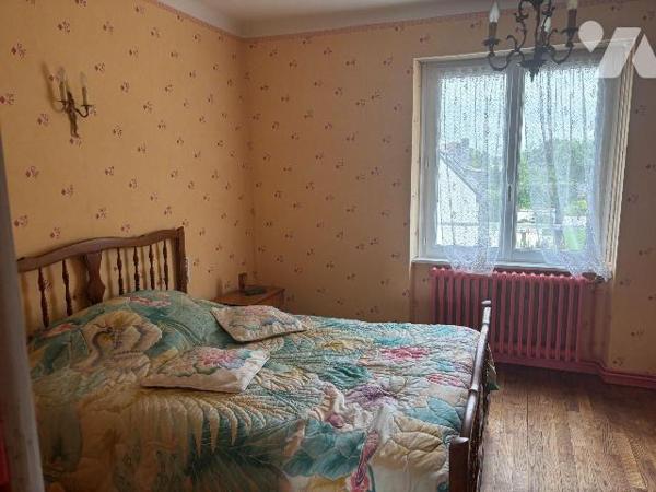 Maison a Vendre à LANGOLEN, en Finistère Sud (29), en EXCLUSIVITE, dans le Bourg, Maison Tradit...