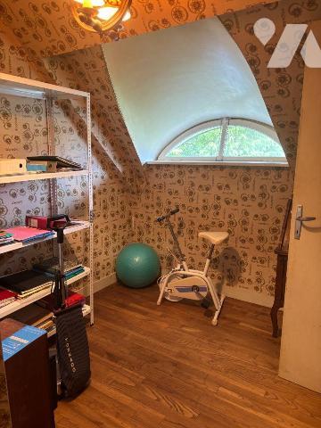 Maison a Vendre à LANGOLEN, en Finistère Sud (29), en EXCLUSIVITE, dans le Bourg, Maison Tradit...