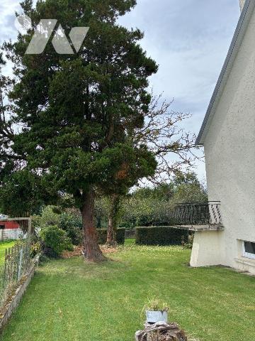 Maison a Vendre à LANGOLEN, en Finistère Sud (29), en EXCLUSIVITE, dans le Bourg, Maison Tradit...