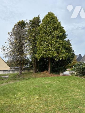 Maison a Vendre à LANGOLEN, en Finistère Sud (29), en EXCLUSIVITE, dans le Bourg, Maison Tradit...