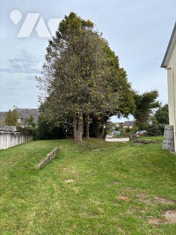 Maison a Vendre à LANGOLEN, en Finistère Sud (29), en EXCLUSIVITE, dans le Bourg, Maison Tradit...