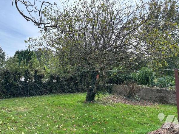 Maison a Vendre à LANGOLEN, en Finistère Sud (29), en EXCLUSIVITE, dans le Bourg, Maison Tradit...