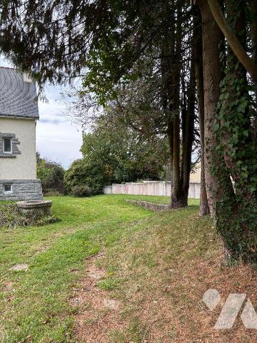 Maison a Vendre à LANGOLEN, en Finistère Sud (29), en EXCLUSIVITE, dans le Bourg, Maison Tradit...