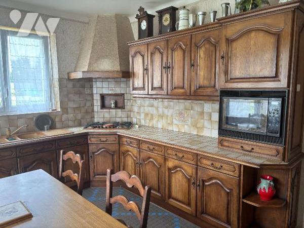 Maison a Vendre à LANGOLEN, en Finistère Sud (29), en EXCLUSIVITE, dans le Bourg, Maison Tradit...