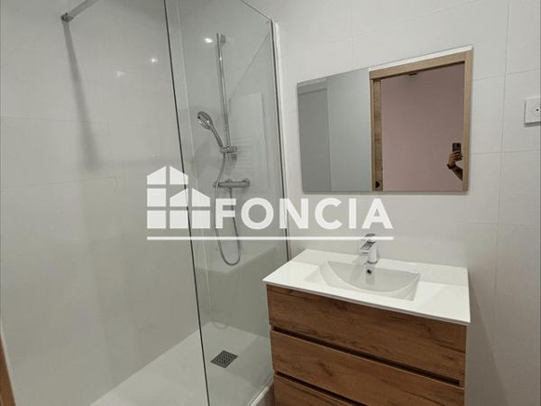 Location Appartement 2 pièces 38.4 m² - Brignoles 83170