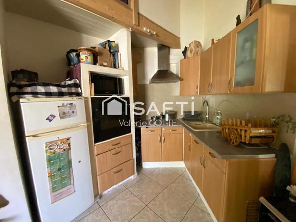 Bien Atypique A Fort Potentiel