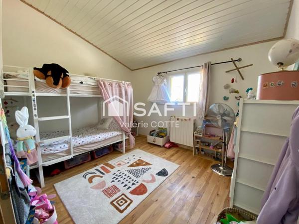 Bien Atypique A Fort Potentiel