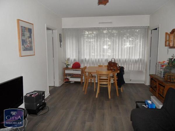 Appartement à louer 2 pièces 51.81m²