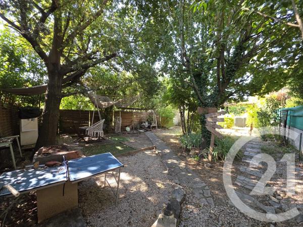 Appartement F3 à vendre  3 pièces - 47,01 m 2   UZES  - 30