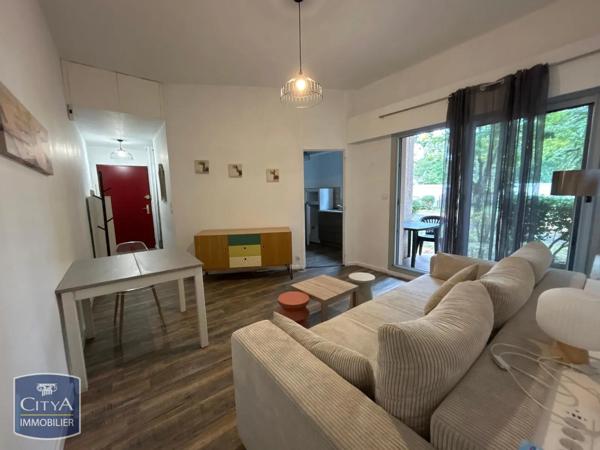 Appartement à louer 2 pièces 40m² Dax (40100)