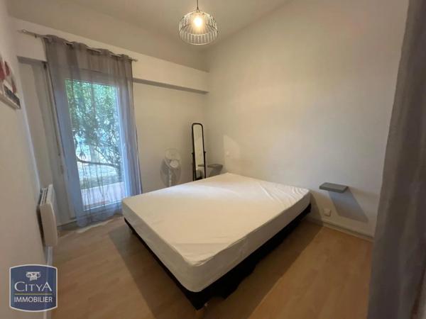 Appartement à louer 2 pièces 40m² Dax (40100)