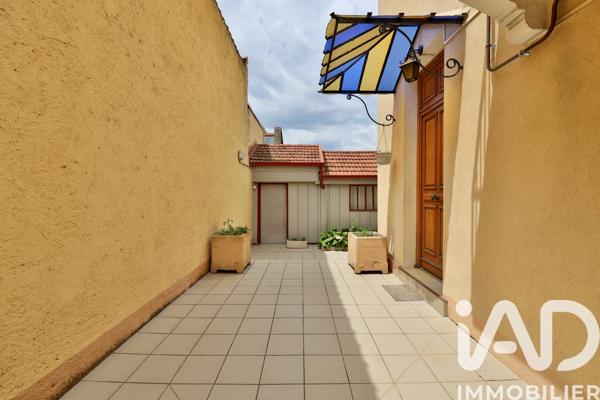 Maison à vendre 6 pièces 147 m² Villeurbanne
