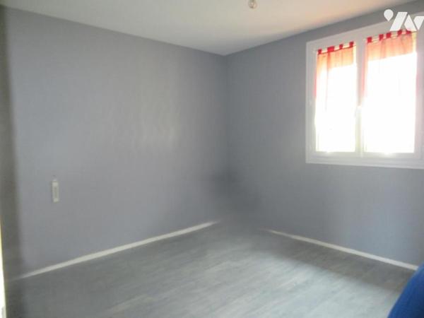 PLAIN-PIED 3 CHAMBRES - GARAGE