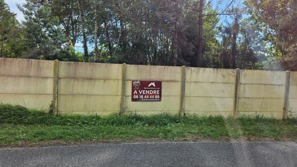 TRÉS BEAU TERRAIN  À BÂTIR - CALME - OMBRAGÉ & ARBORÉ - 2.000 M² ENVIRON