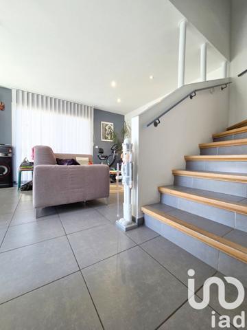 Maison 6 pièces de 114 m² à Pia (66380)