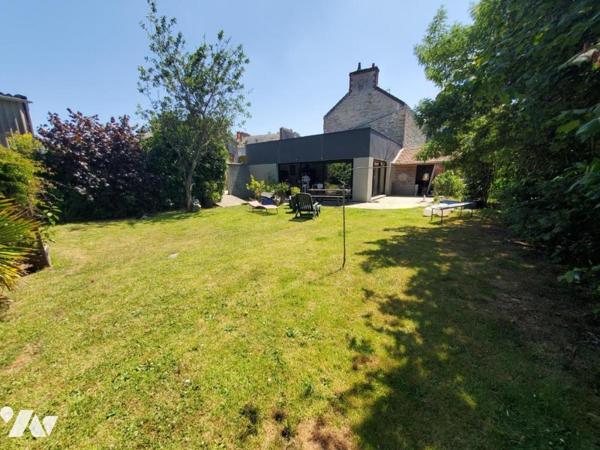 1272N - CHERBOURG , au coeur du quartier PASTEUR; rare ! propriété comprenant une maison de 220m²