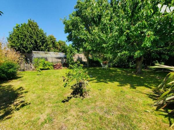 1272N - CHERBOURG , au coeur du quartier PASTEUR; rare ! propriété comprenant une maison de 220m²