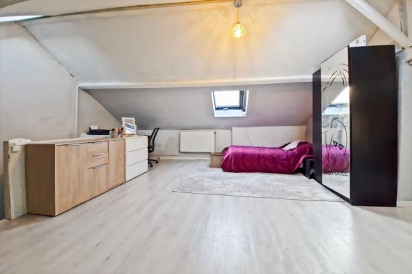 MAISON FAMILIALE HYPERCENTRE MERU