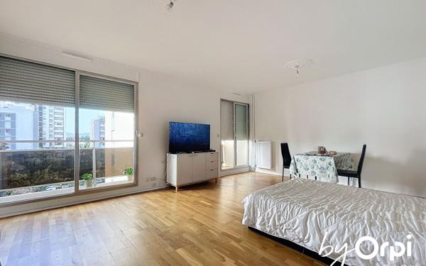 Appartement à vendre    3 pièces • 77 m2 Clermont-Ferrand