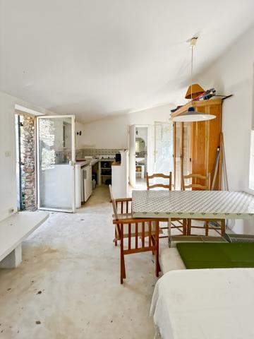 Gordes (84220) Gordes exceptionel sur 30000m2 de terrain, bergerie 152 m2 atelier bories piscine vue panoramique