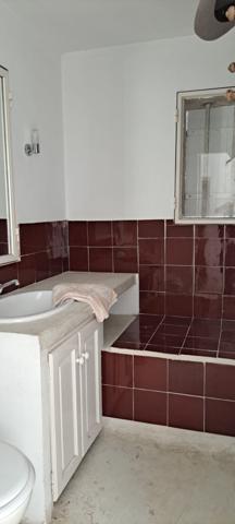 Gordes (84220) Gordes exceptionel sur 30000m2 de terrain, bergerie 152 m2 atelier bories piscine vue panoramique