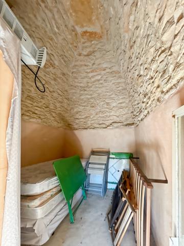 Gordes (84220) Gordes exceptionel sur 30000m2 de terrain, bergerie 152 m2 atelier bories piscine vue panoramique