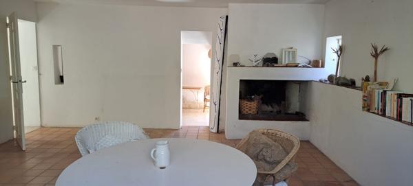 Gordes (84220) Gordes exceptionel sur 30000m2 de terrain, bergerie 152 m2 atelier bories piscine vue panoramique